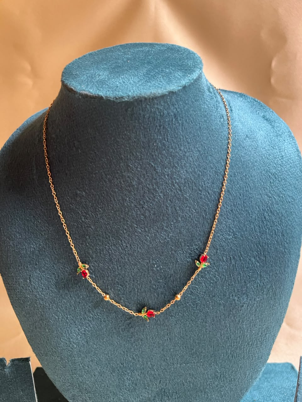Tulip Whisper Delicate Necklace