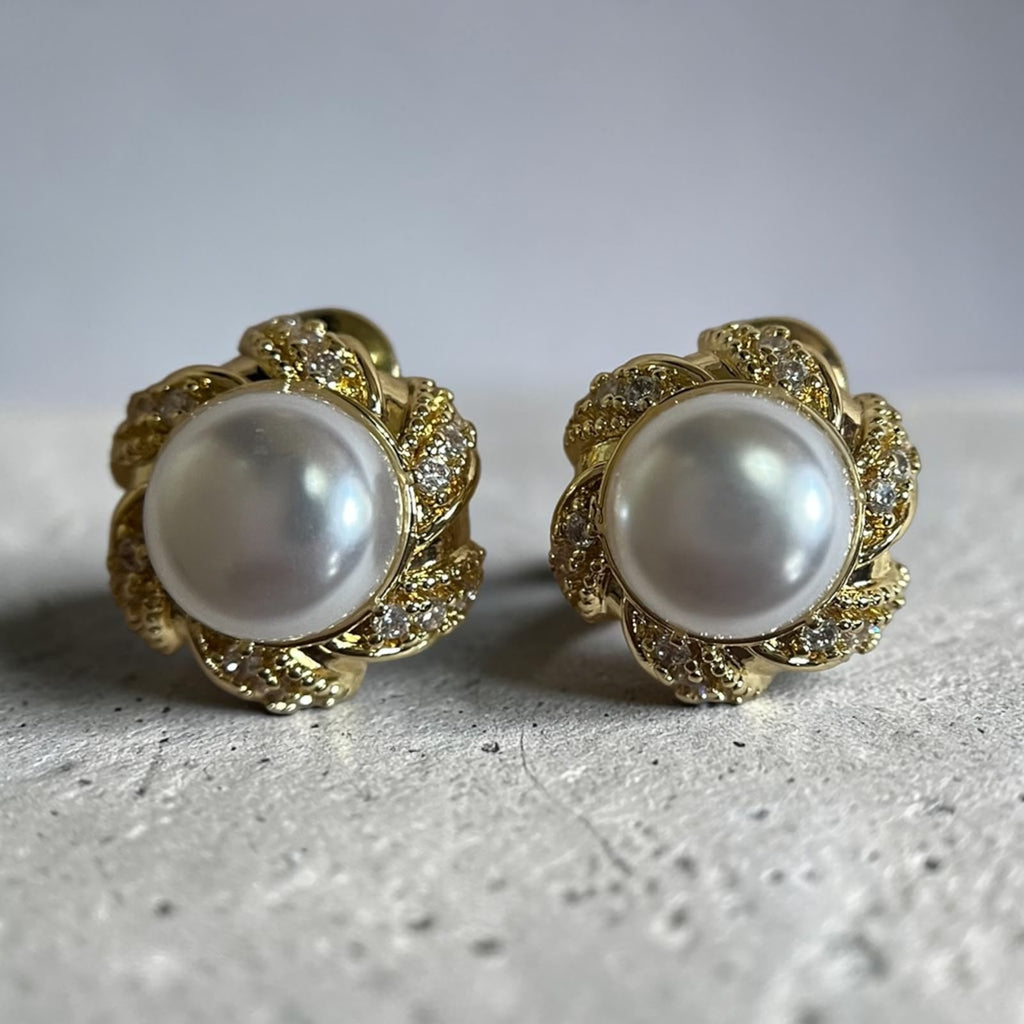 Pearl Bloom Stud Earrings - House of Alanki